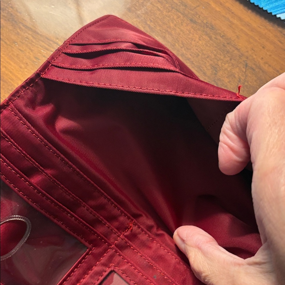 Red Key & Card Holder - Picture 4 of 5